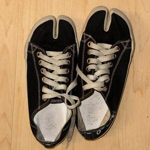 Margiela Tabi Sneakers Size 6.5